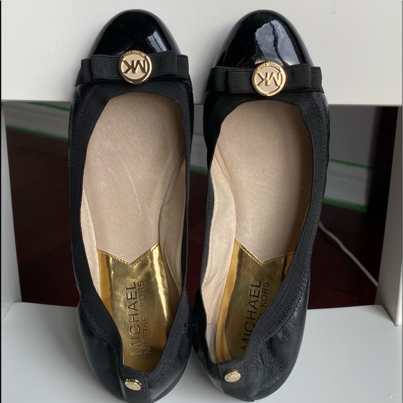 Michael Kors Flats - Picture 1 of 2
